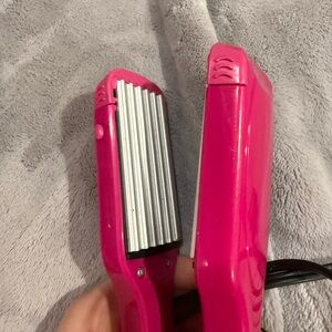 Pink Hair Crimper